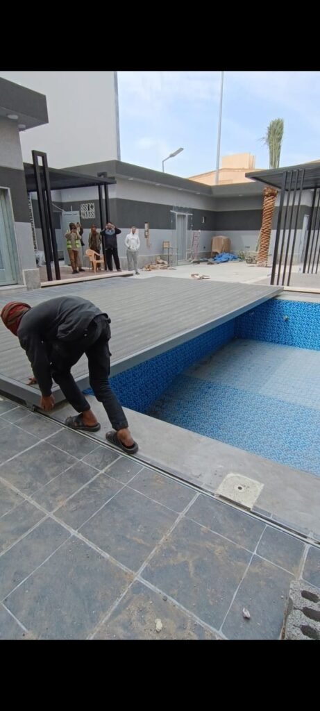 مظلات مسابح