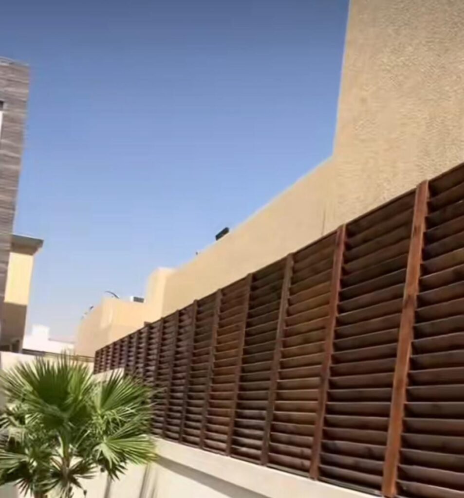 سواتر خشبية