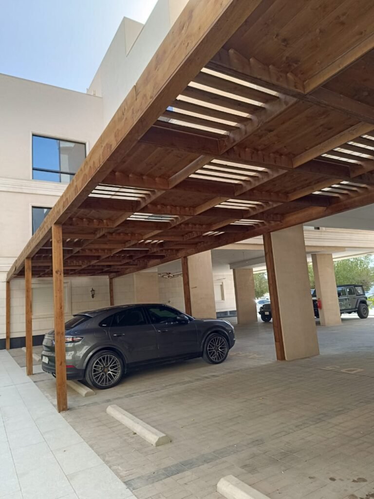 مظلات سيارات خشبية