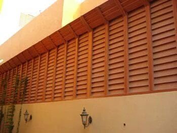 سواتر خشبية